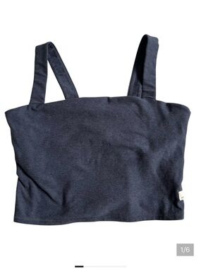 Vuori Navy Performance cropped tank with built in sports bra